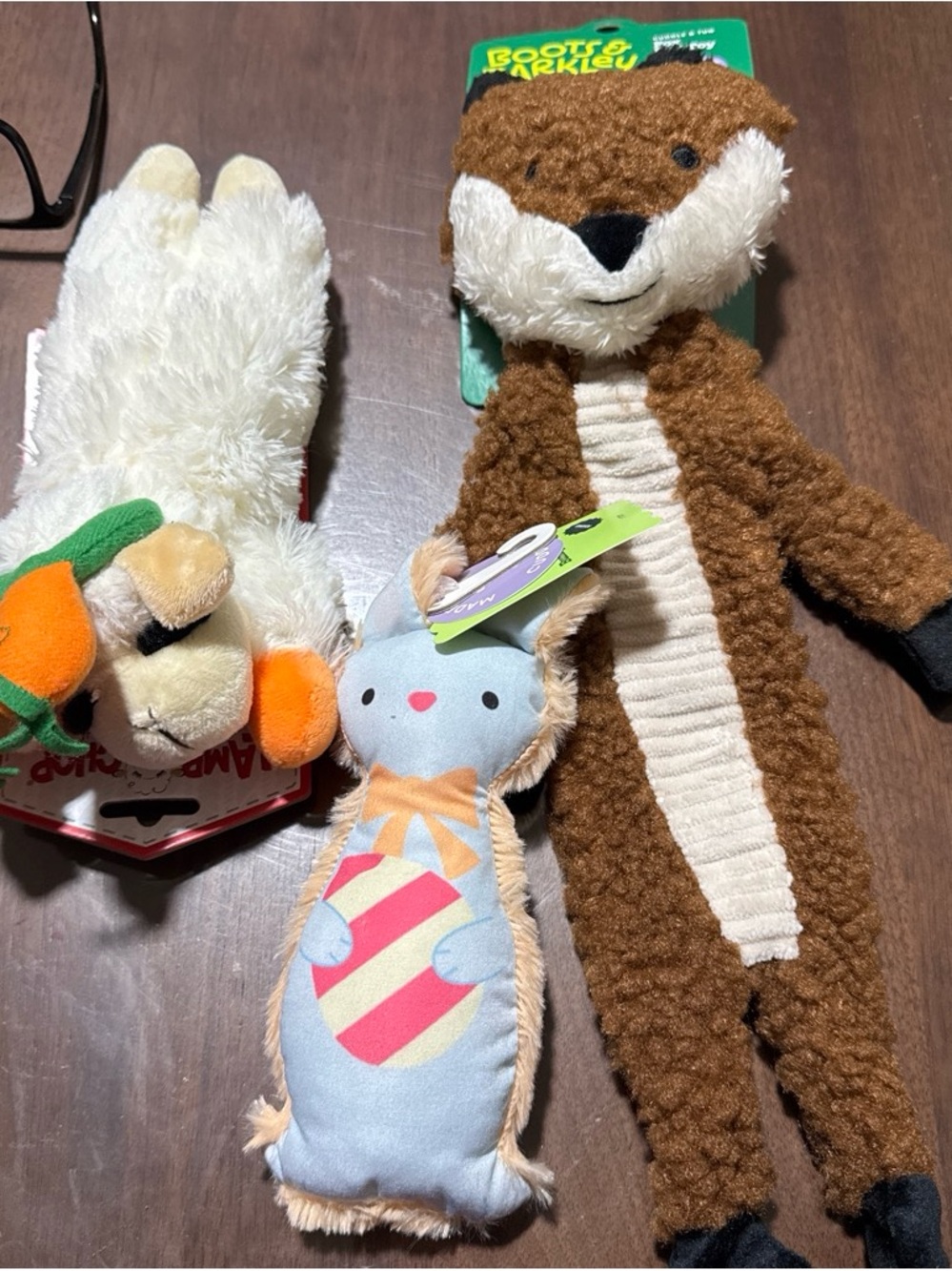 Boots & Barkley Brown Plush Otter Dog Toy with Cream Face.